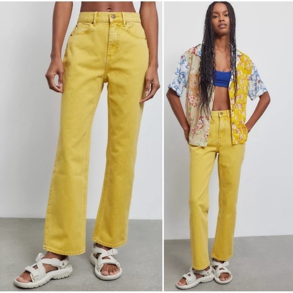 Urban Outfitters BDG Cowboy Jeans Color Pants Mustard Yellow 26 - Picture 1 of 8